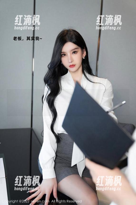 秀人网 - 脆弱又不可思议的nancy小姿：粉色的图片让人心痒，原图冷静如水
