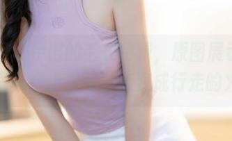 秀人网 – 伊诺的毛衣特辑，原图展示：暖意满满，穿上它我差点变成行走的火炉！
