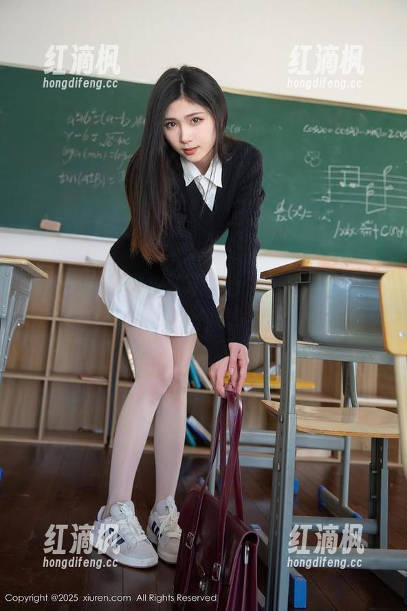 秀人网-区静瑶 秀人网 - 区静瑶水手服合集,明年我也想穿一件试试