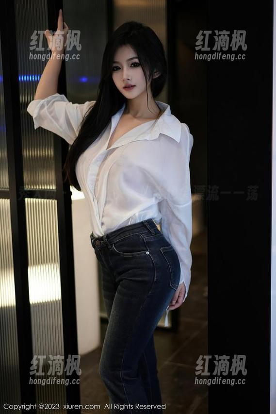 秀人网 - 偶尔抬头，奶牛也会漂流——荡漾Crystal精选