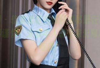 秀人网 – 软软爱吃肉的厨娘秘籍在图库，下载请谨慎，未成年人请在家长陪同下观马戏！