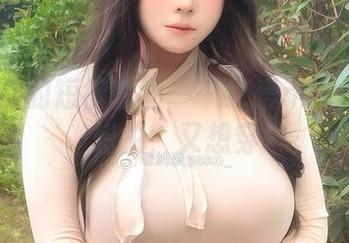 轻松俏皮的短裤套图——纯爱neko让我又想拍，又想穿