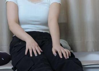绮梦摄影 – 一秒卖萌，一秒正经，无圣光下的露露制服写真千万别错过！