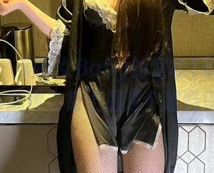 微密圈 – 美邵女Baby的宽松T恤，原图分享就像在街上偶遇个超酷朋友!