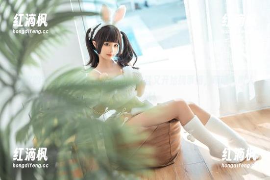 这次的新图集，蠢沫沫和她的高跟鞋又开始搞事情，啧啧，叫人想要也试试！