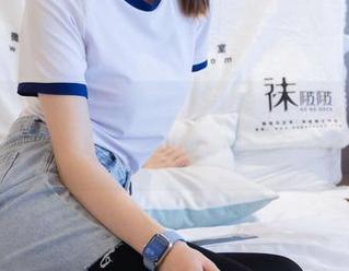 袜啵啵 – 小安的涂装剧场：指甲油与资源的潇洒碰撞