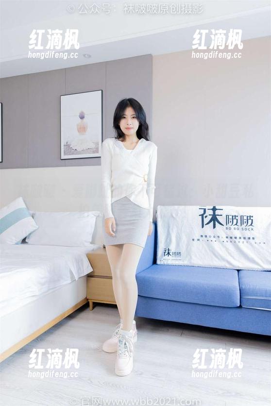 袜啵啵 - 爱脚趾的你不可错过：小甜豆私拍美脚合集大公开！