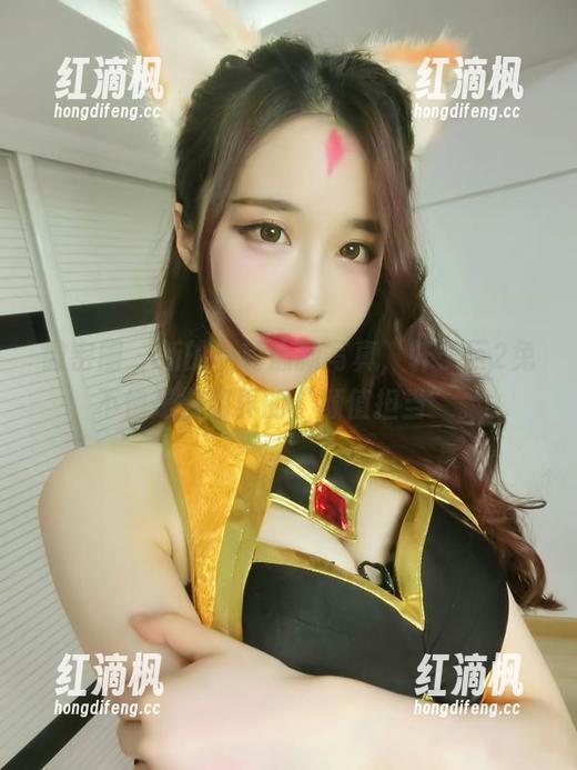 微密圈 - 新的一轮最新写真，轩子巨2兔不愧是御姐界的“颜值担当”。