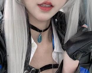 说好的美腿呢？阿薰kaOricos图集，让人不小心多看几眼。