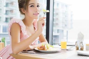青豆客 – 突然想到了施忆佳的女友，她在图库中闪耀，下载的时候要慢慢欣赏哦！