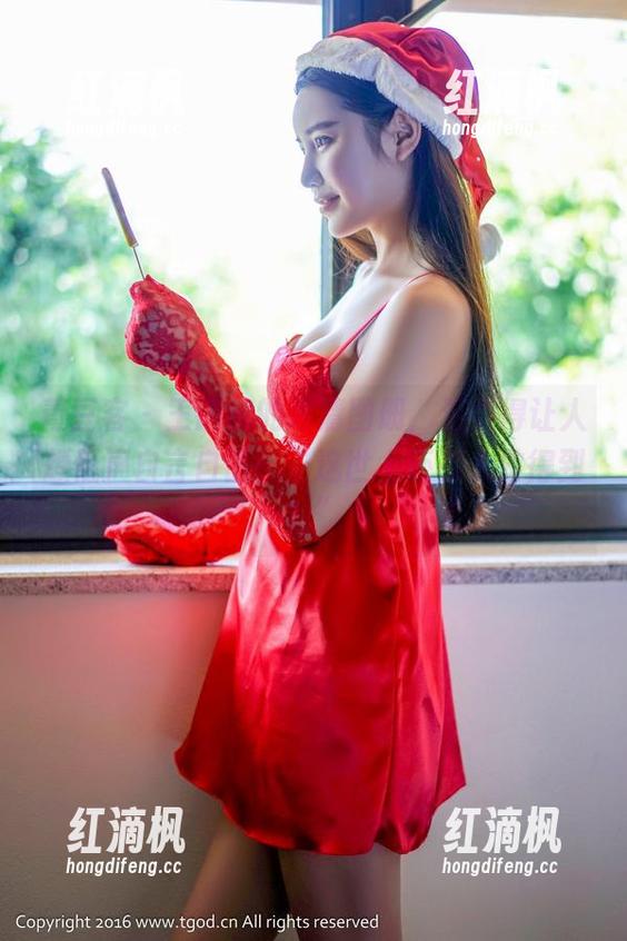青豆客 - 王语纯的高清图册，温柔得让人想低声自言自语：“这世上还有人做得到？”