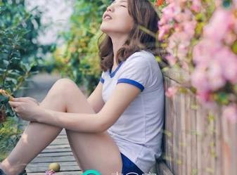 青豆客 – 当幼教遇上白领：陈嘉嘉Tiffany的写真里，软萌与职场的碰撞，甜到发腻！